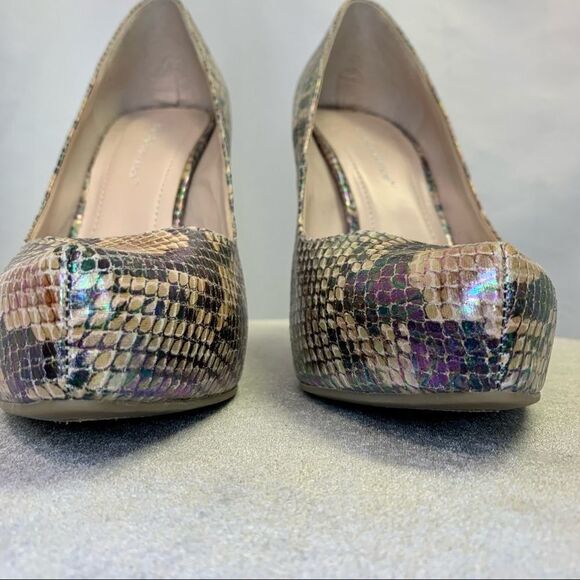 𝅺nwob BCBGeneration iridescent snake print high heels size 7 - Picture 6 of 9